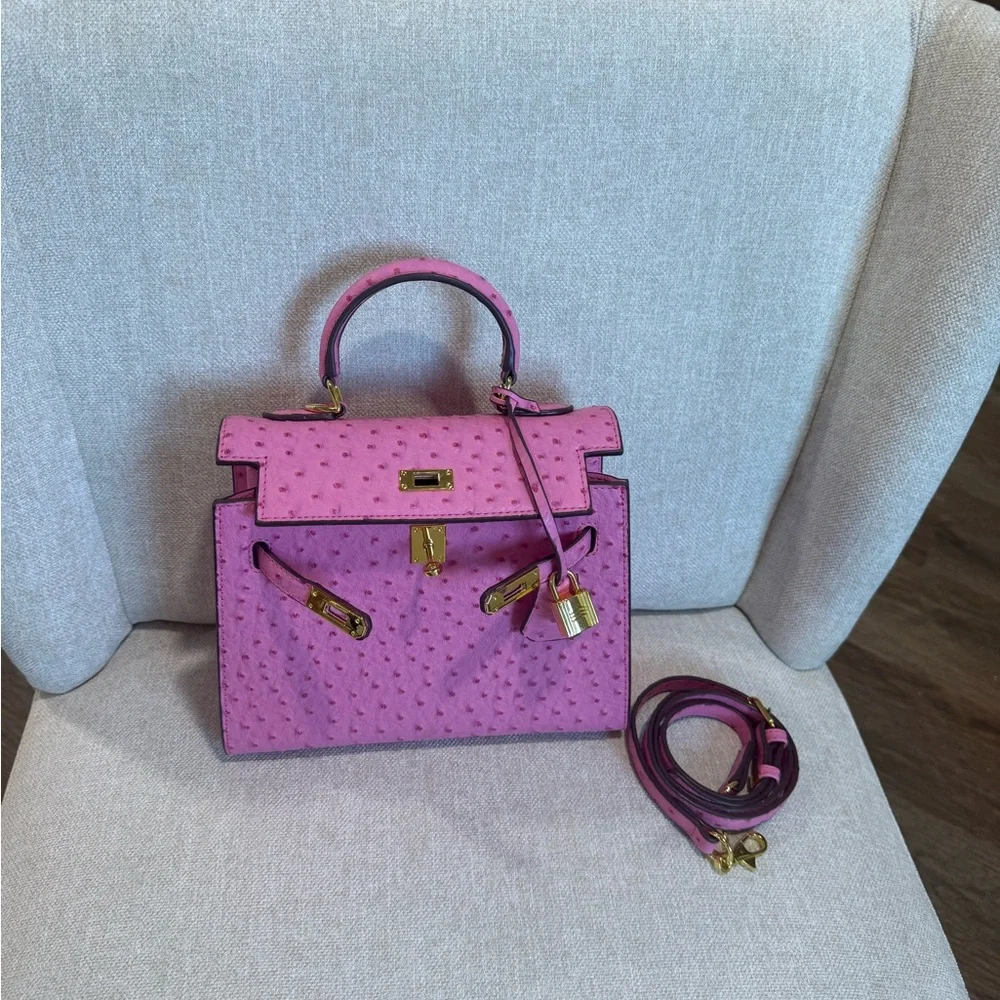 Pink Ostrich-effect Handbag - Picture 3 of 11